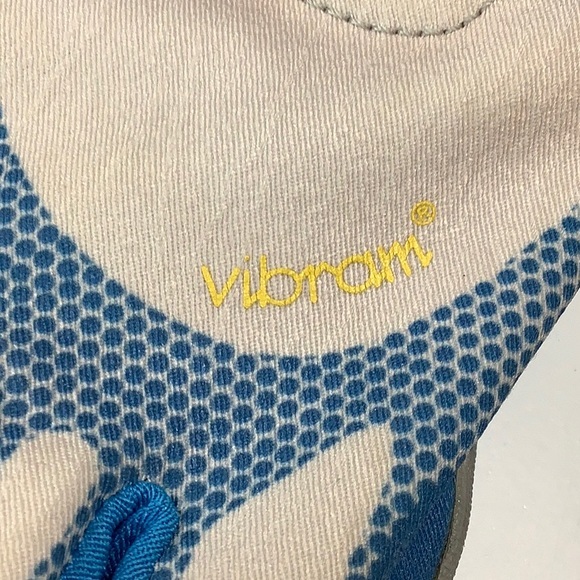 Vibram FiveFingers Trecksport running shoes easy on off Velcro closure size 7 - Picture 2 of 15